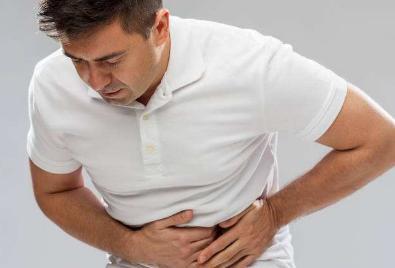 胰腺炎引起的肚子疼常常出现在吃过大量油腻的食物后,或者大量饮酒后