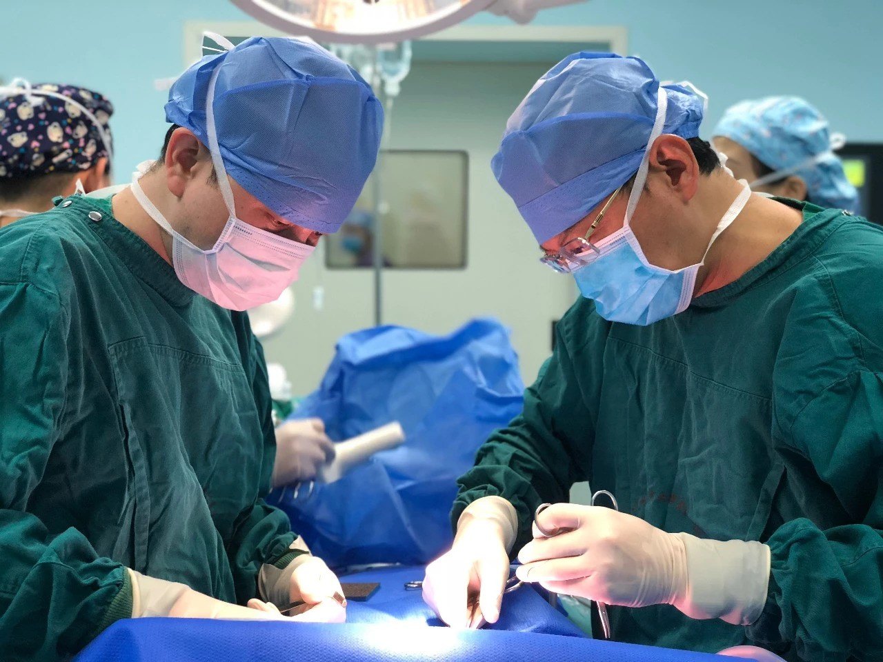 减重手术开腹好还是腹腔镜好?一图带你看懂!