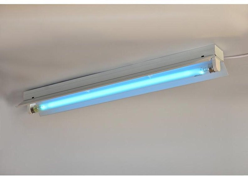 图┃固定的灭菌紫外线灯,要求是每立方米面积达1.5w