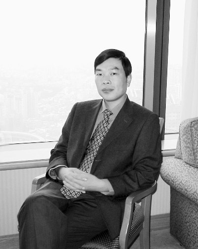 人民日报海外版2009年2月17日专版报道凌至培教授 - 好大夫在线