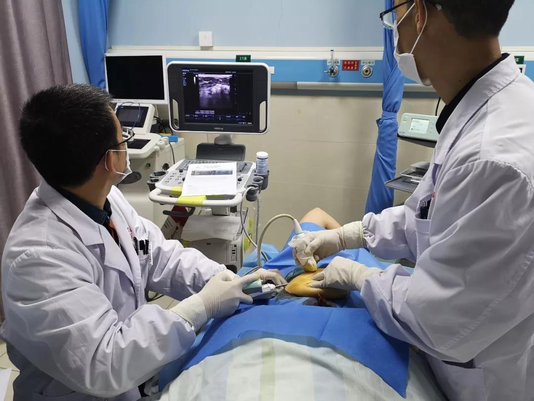 跟周女士有同样经历的还有另外两位女士,都因为发现及时,不仅保住了