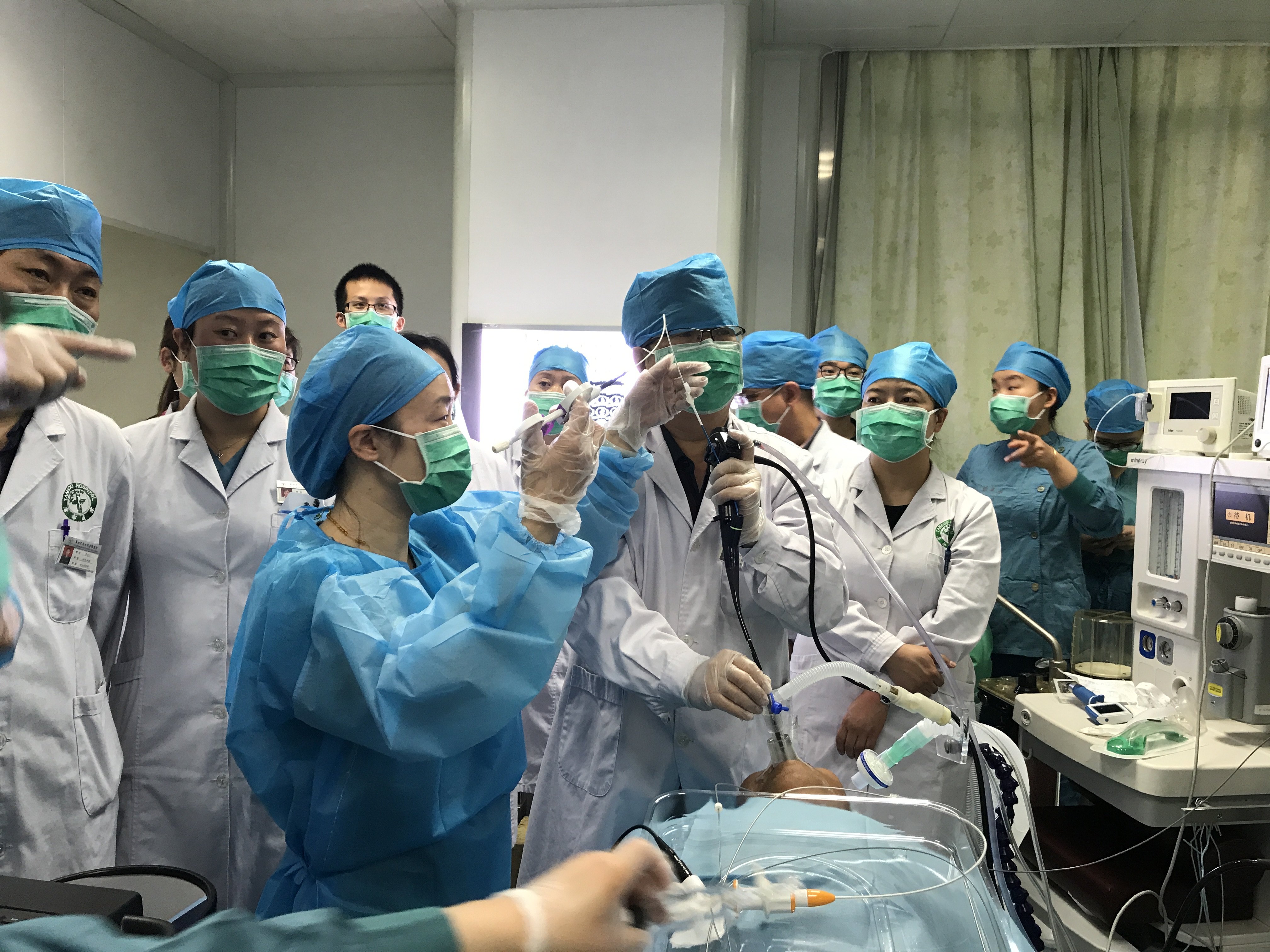 唐都医院呼吸科在西北率先开展电磁导航技术