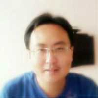 李力