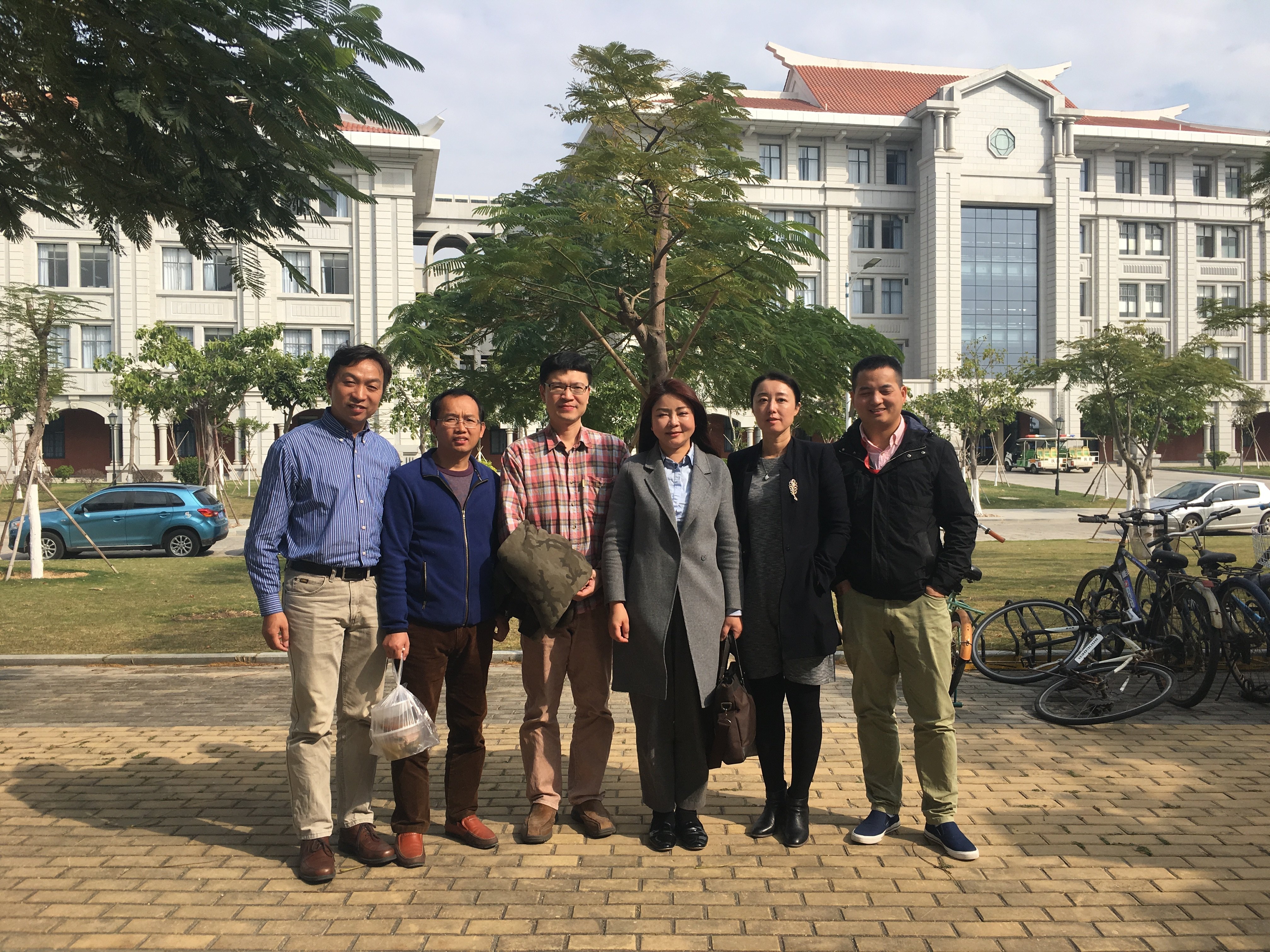 湘雅二医院风湿免疫科黄向阳教授访问厦门大学生命科学院