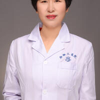 张桂英医生图片