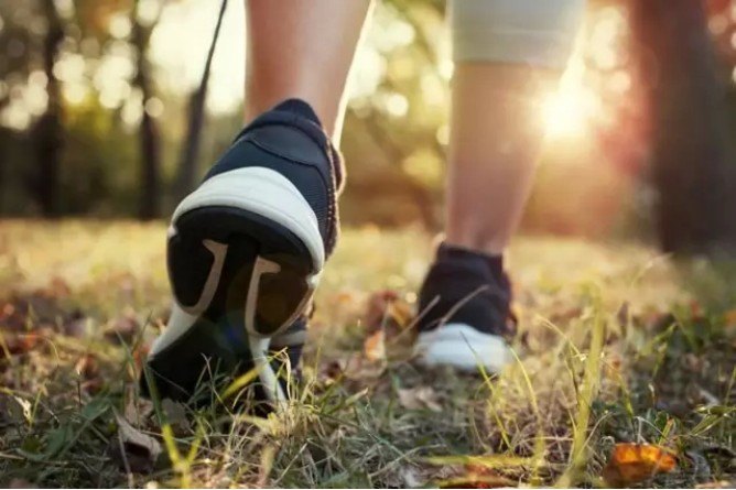 跑步嗓子疼怎么缓解疼痛_跑步嗓子干燥怎么缓解_嗓子烫伤疼如何缓解