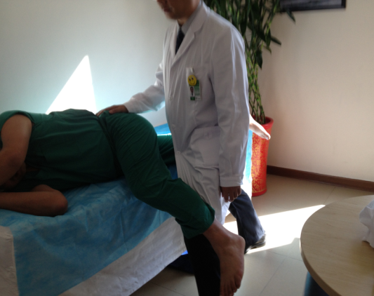 臀肌挛缩症——双下肢假性不等长 - 好大夫在线