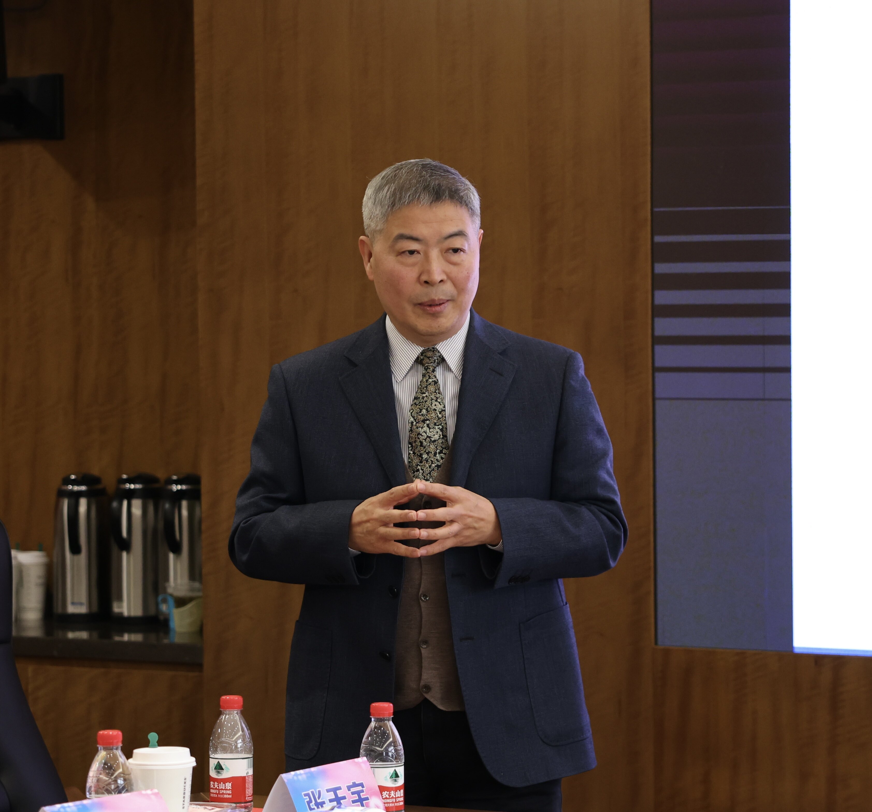 包含中国医学科学院整形外科医院全程代诊含挂号疫苗接种按时协助，全程不耽误的词条