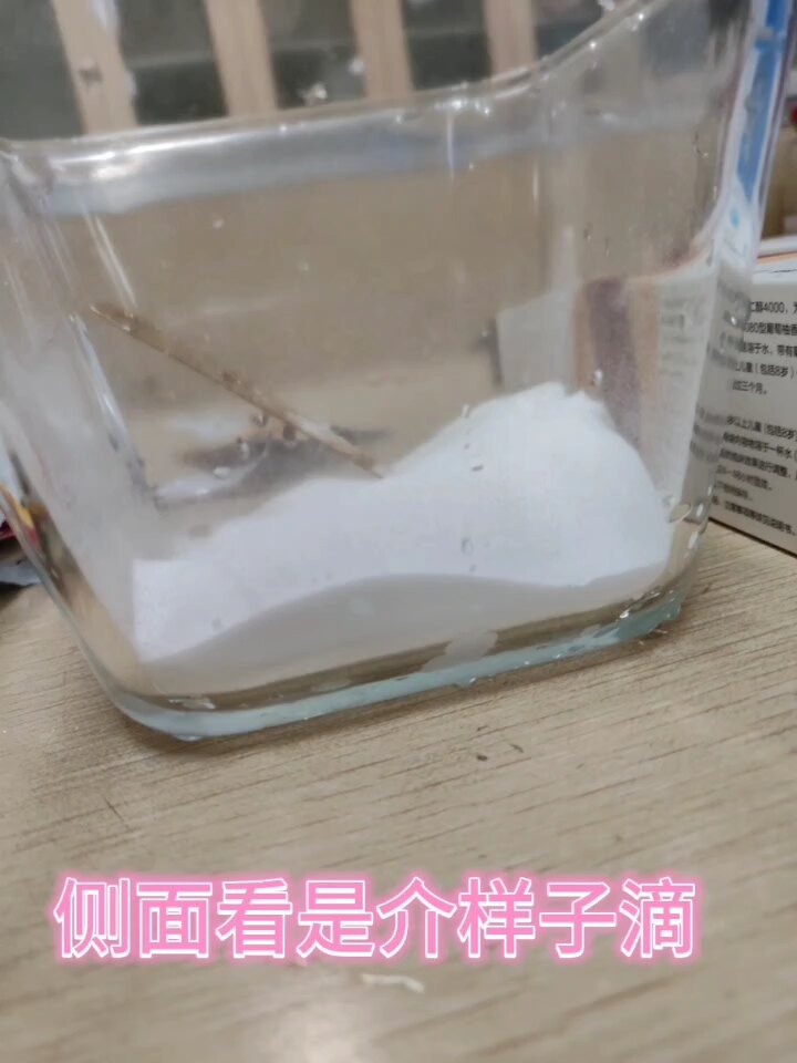 默认图片