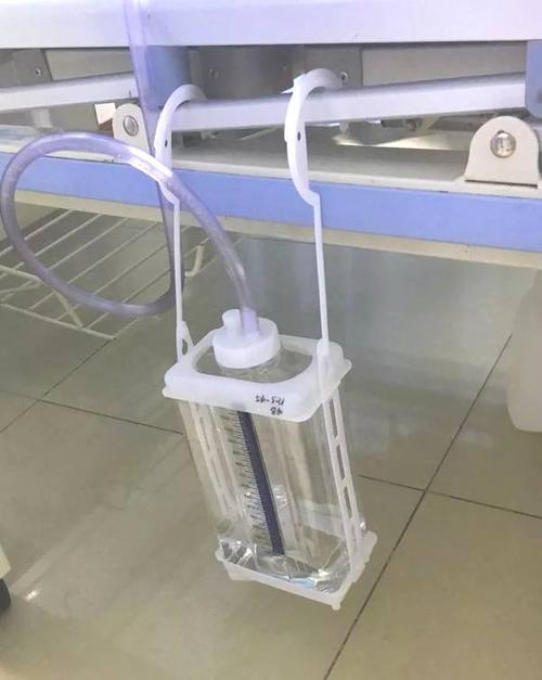 带您了解胸外科最常见的操作-胸腔闭式引流术_气胸_气胸治疗方式 - 好