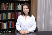 黄薛冰