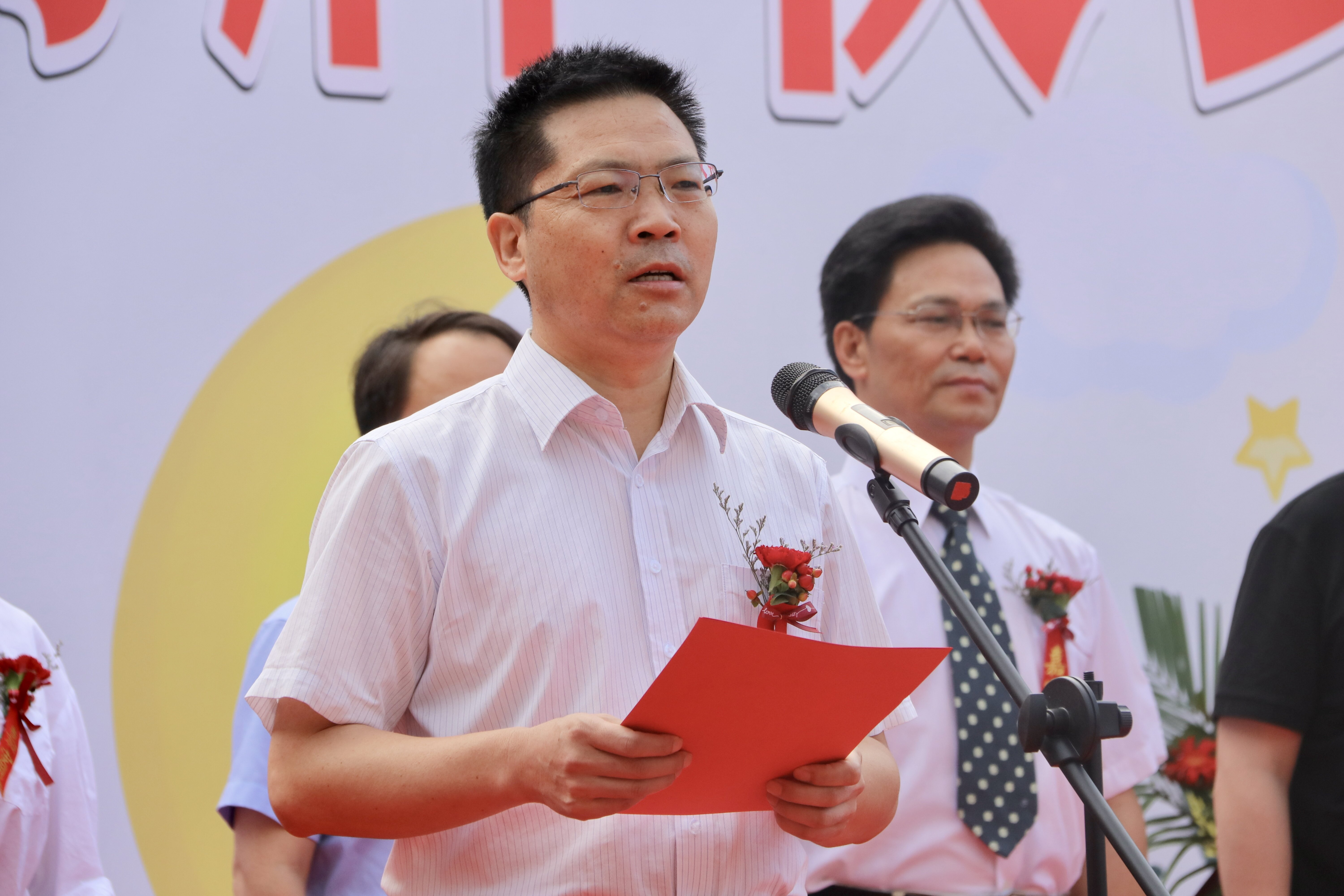 渭南精卫中心院长何万谋副区长李少博西安精卫副院长戴尊孝区宣传部长