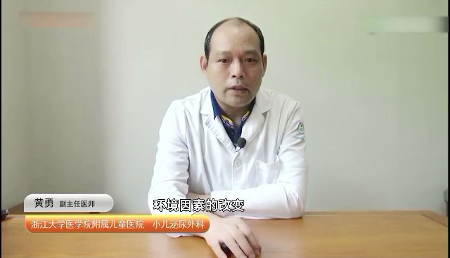 引发先天性泌尿系统畸形的因素有哪些？