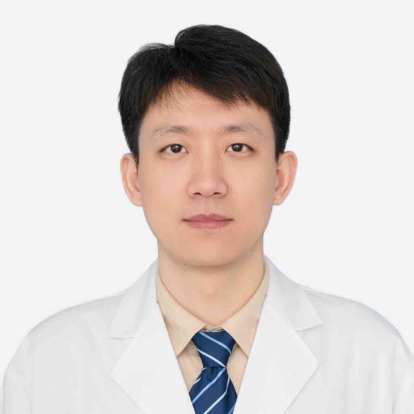 房卓群
