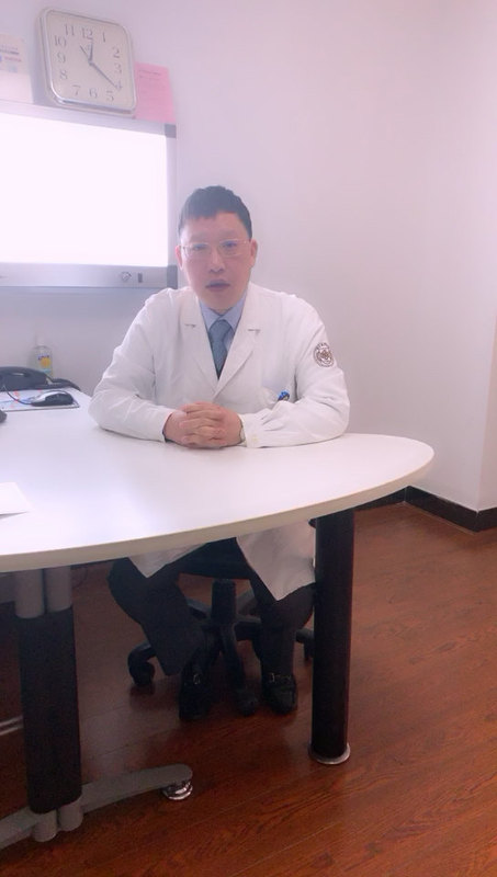 肾结石碎完石还疼正常吗？