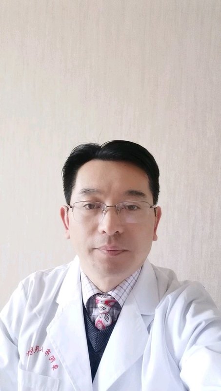 宝宝何时需要补充维生素D，维生素D和维生素AD、鱼肝油有什么区别？