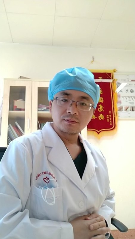 孩子脸上为什么有白斑？